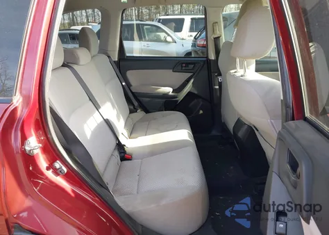 2015 Subaru Forester 2.5I z USA, uszkodzony, nr VIN JF2SJABC8FH522566